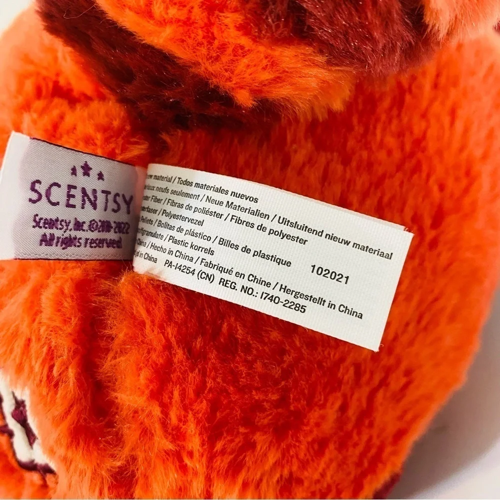Scentsy Disney Buddies Turning Red Panda Mei Plush